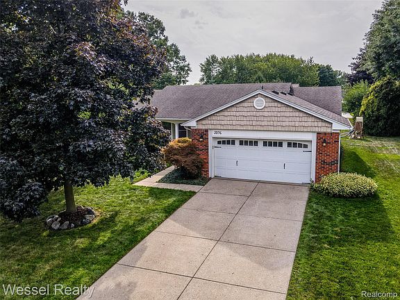 2nd image of 2096 Winchester Rd