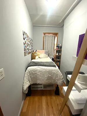 Rented by Oxford Property Group | media 9