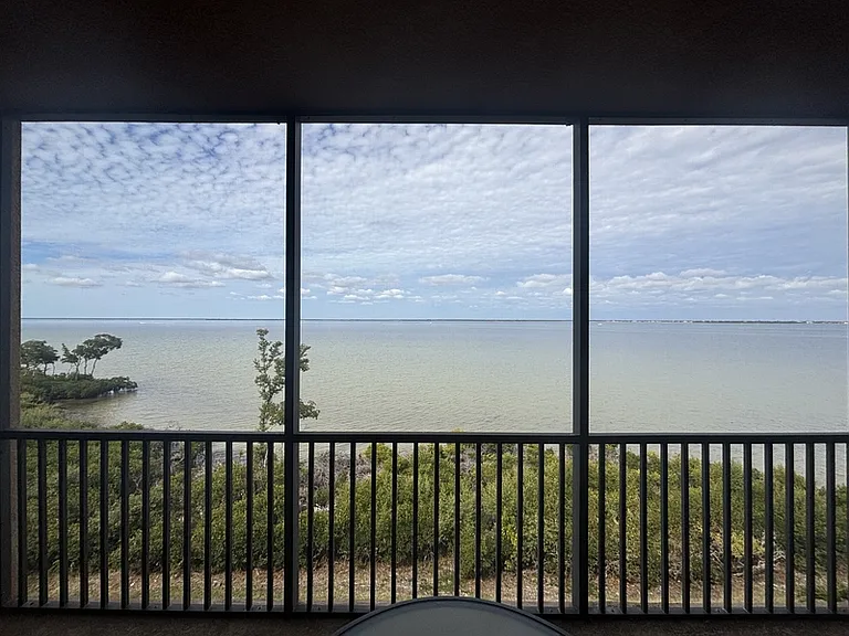 85 Vivante Blvd — Photo 2