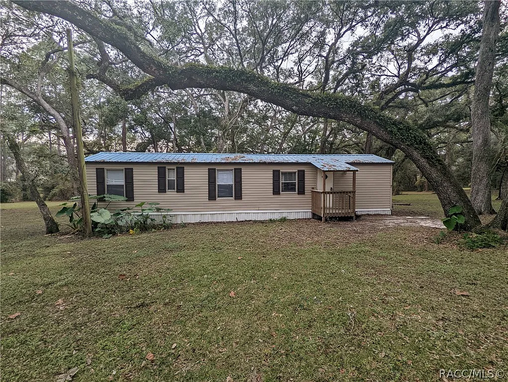 2 bed, 1.0 bath, 576 sqft, $1,000 — Photo 1