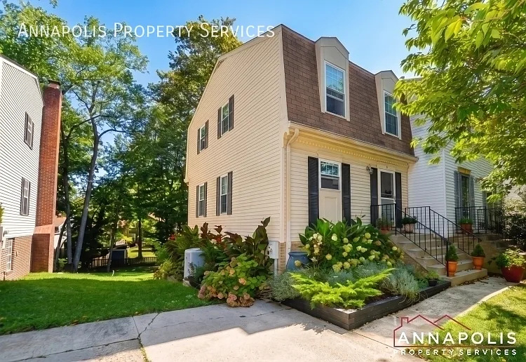 17 Mooring Point Ct — Photo 2