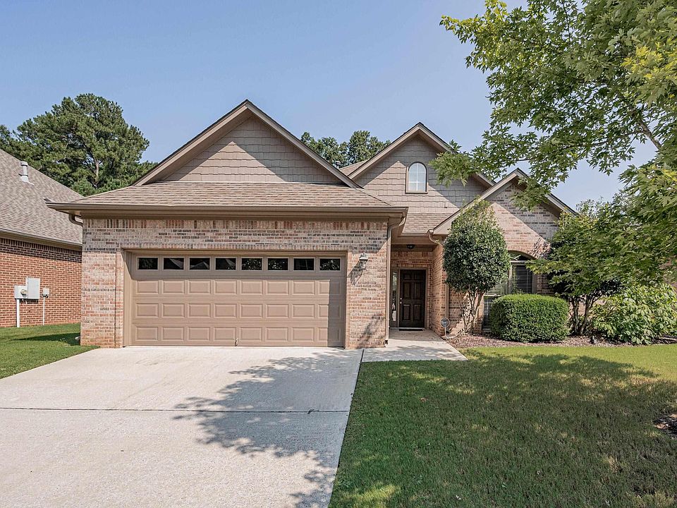 1st image of 3070 Crossings Dr