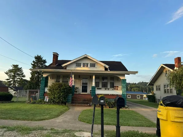 288 Maple St, Duncan Falls, OH 43734