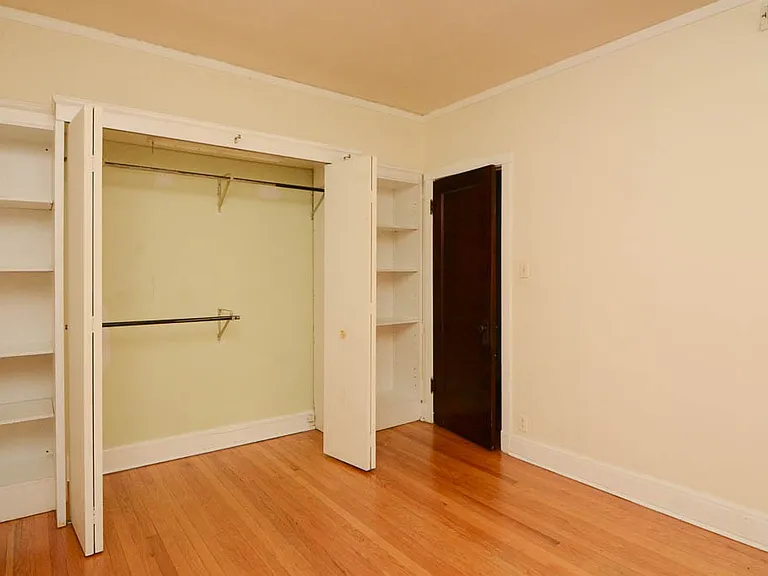 1309 W Newport Ave #2C — Photo 12