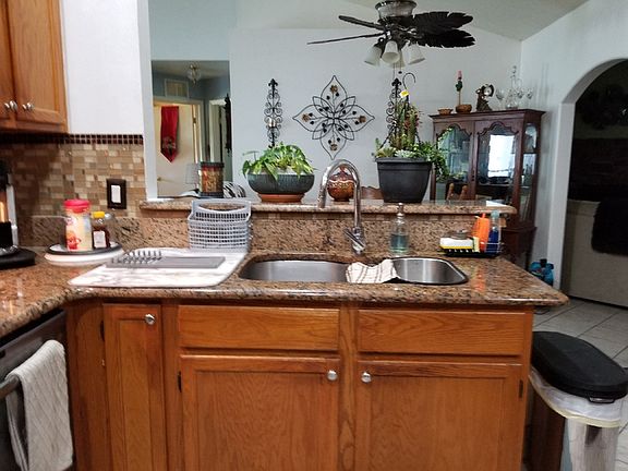4th image of 908 Old Mail Ln