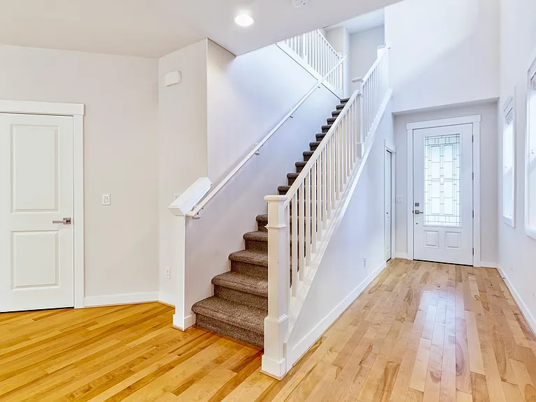 1693 NE Falls Dr — Photo 16