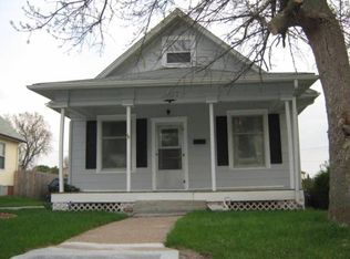 3937 S St, Omaha, NE 68107