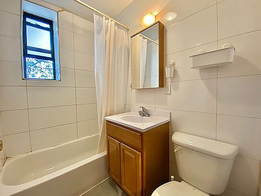 5th image of 890 Bergen St #2B