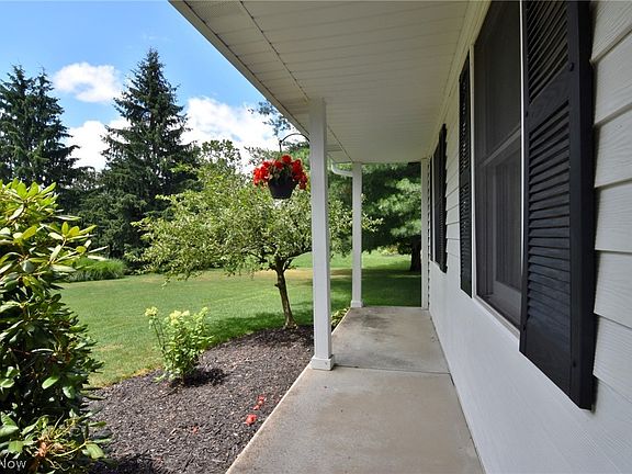 4th image of 10574 Longview Trl