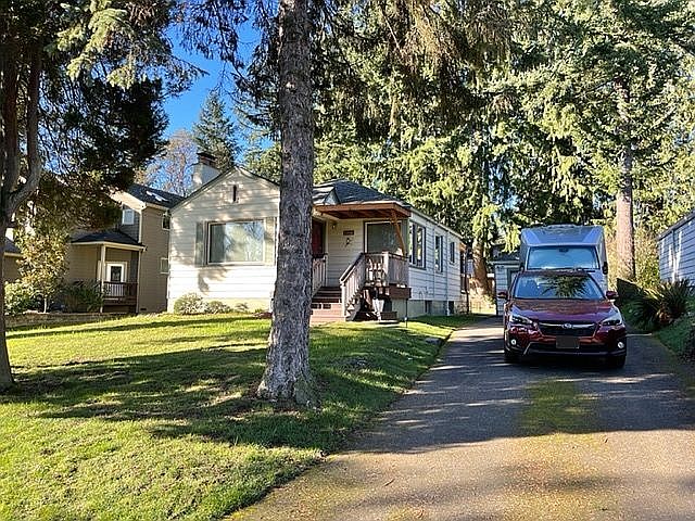 1st image of 11047 23rd Ave NE