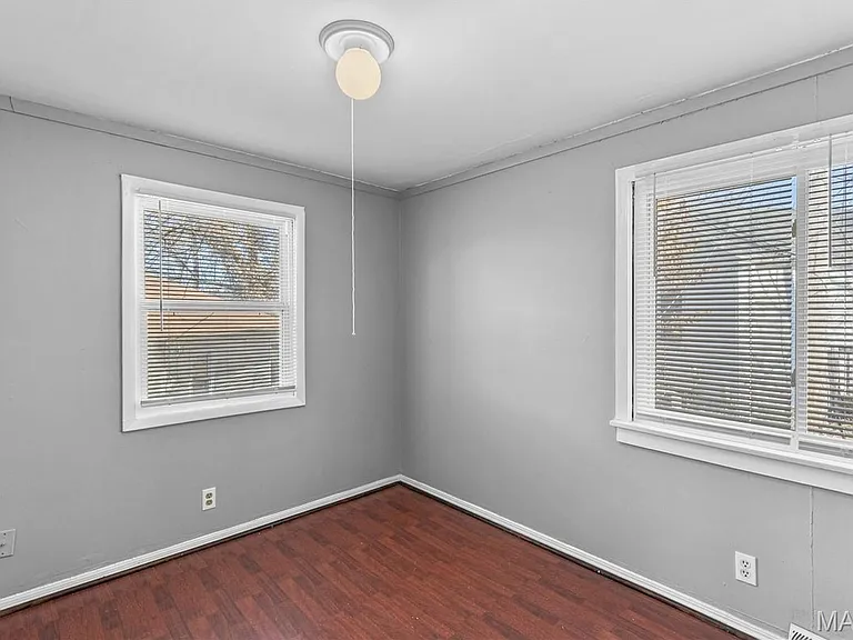 7471 Sharon Dr — Photo 7