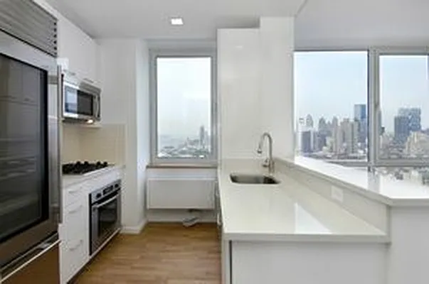 Sold by Douglas Elliman | media 20