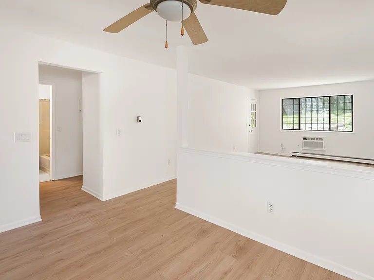 11 Eden Ct #11 — Photo 9