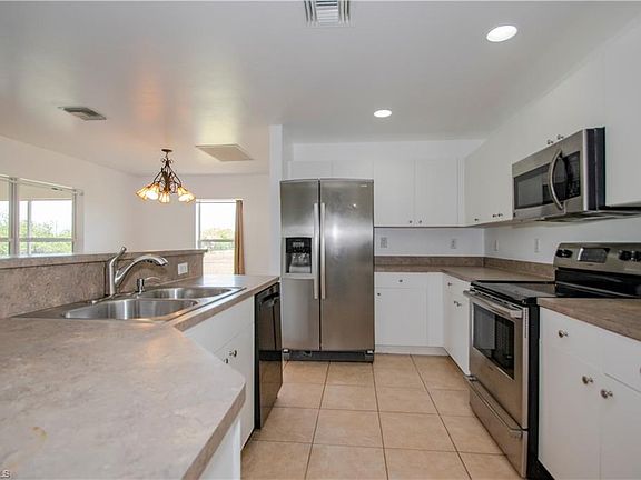 5th image of 839 Nyasa Ave