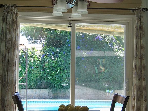 DR looking out to pool