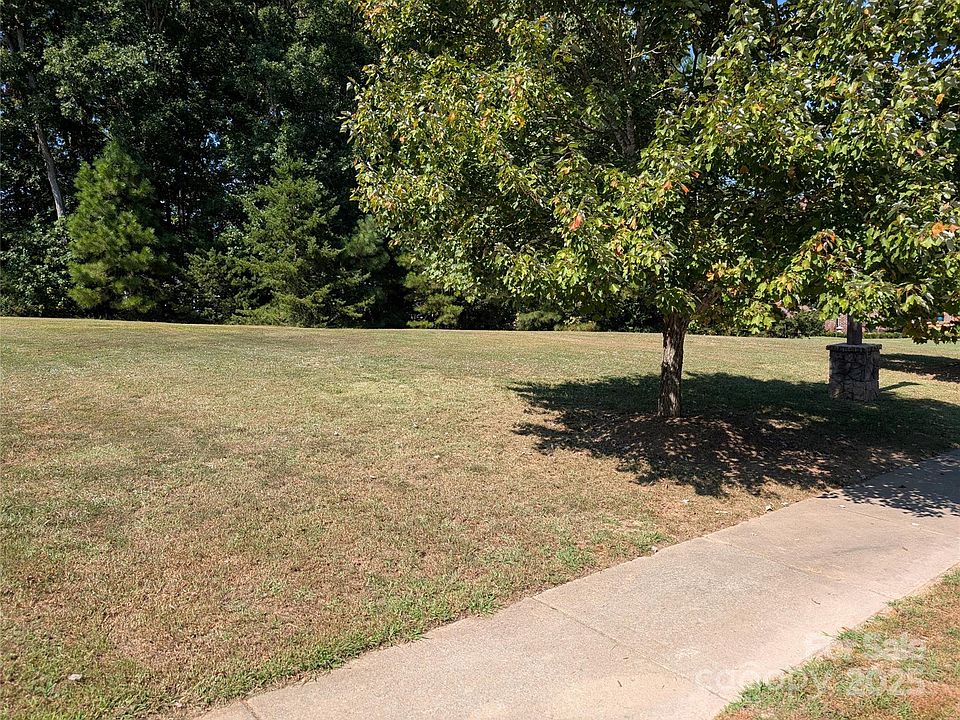 2nd image of 13911 Rhone Valley Dr