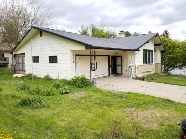 1910 16th St, Hazel Green, WI 53811