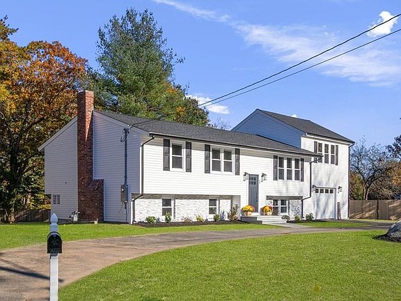 3rd image of 66 Winfisky Dr