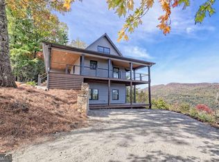 556 Summer Ln, Clayton, GA 30525