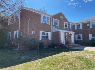 74-18 263RD Street #B-2, Glen Oaks, NY
