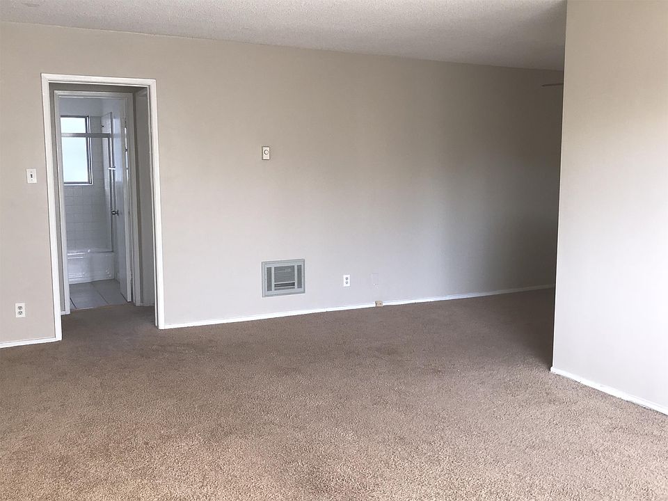 1st image of 219 Loma Ave APT 5