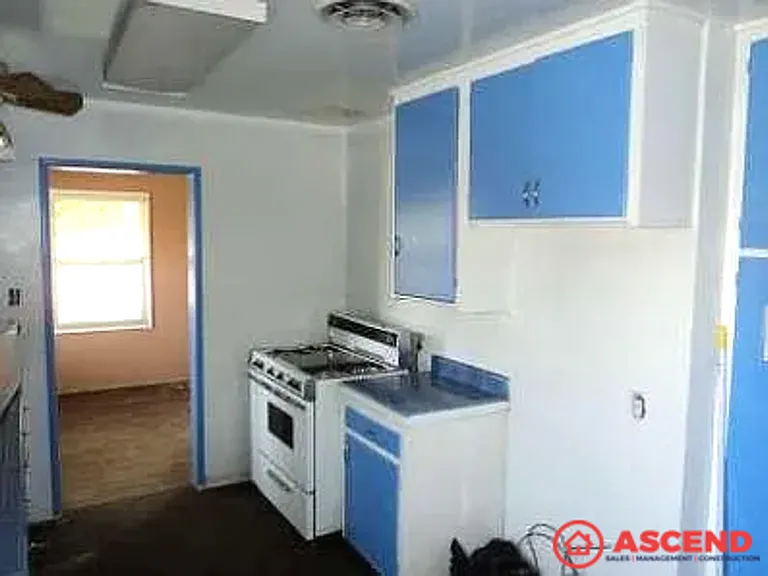 117 Cypress St — Photo 4