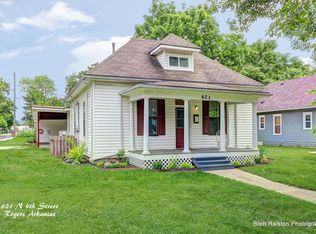 621 N 4th St, Rogers, AR 72756
