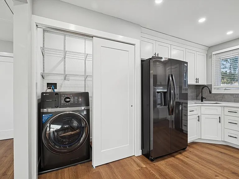 285 Stamets Rd #2 — Photo 7
