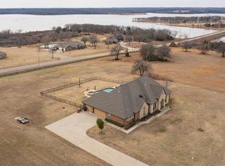 341223 E Hope Cir S, Chandler, OK 74834