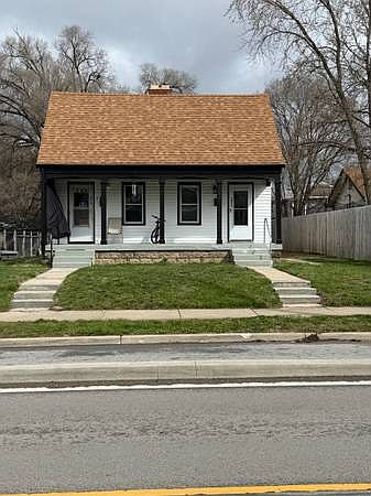 1st image of 3026 E Michigan St