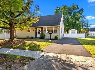 1406 Dolores Ln, Croydon, PA 19021