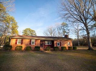 2054 Rolling Acres Rd, Emporia, VA 23847