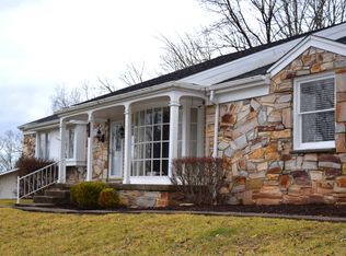 1559 Nottingham Rd, Charleston, WV 25314