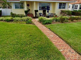 2220 Coffee Pot Blvd NE, Saint Petersburg, FL 33704