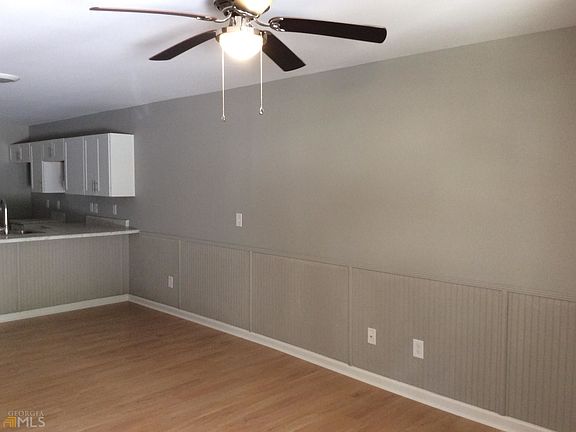 2nd image of 209 Walker Dr Unit A