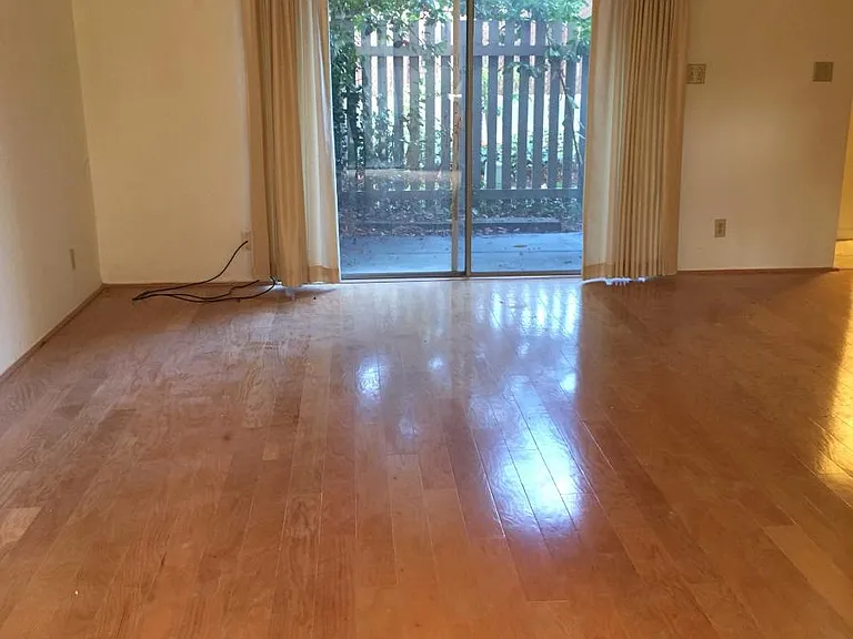 21100 White Fir Ct — Photo 2