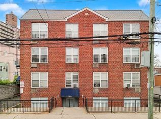 176 28th Ave, Brooklyn, NY 11214