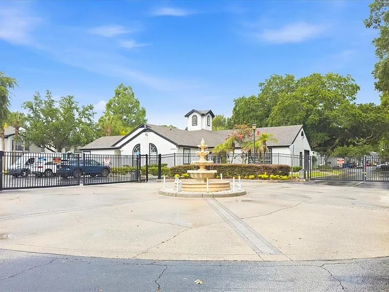 1602 Columbia Arms Cir #106 — Photo 16