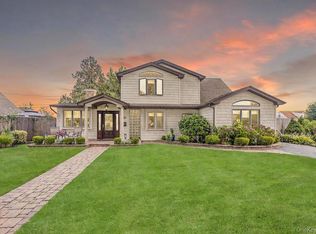 243 Elm Dr S, Levittown, NY 11756