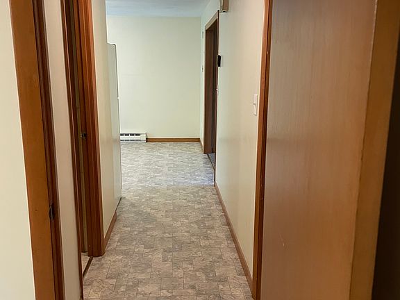 4th image of 128 School St APT 1