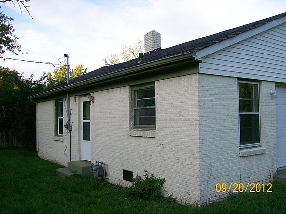 4th image of 3838 N Pasadena St