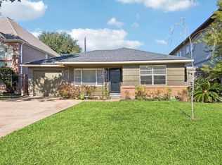 4404 Vivian St, Bellaire, TX 77401