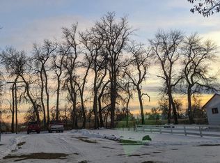 302 Hankins Ln, Loveland, CO 80537