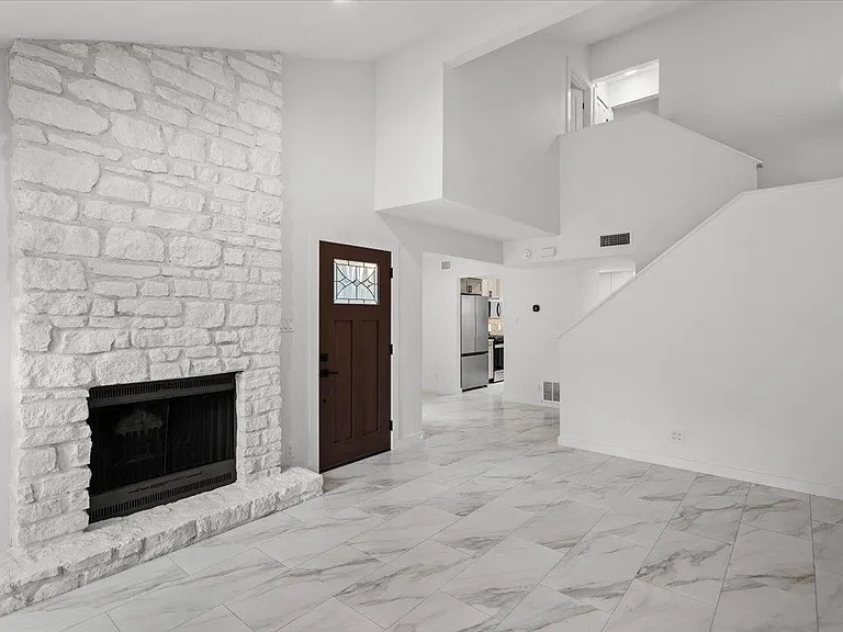 2500 Enfield Rd #1 — Photo 1