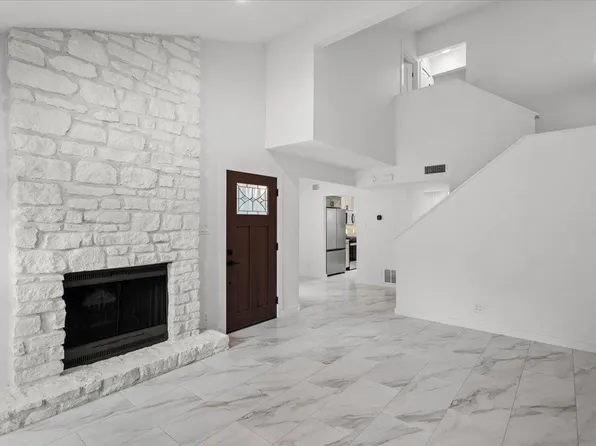 2500 Enfield Rd APT 1, Austin, TX 78703