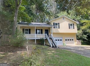 1 Corley Cir, Hiram, GA 30141