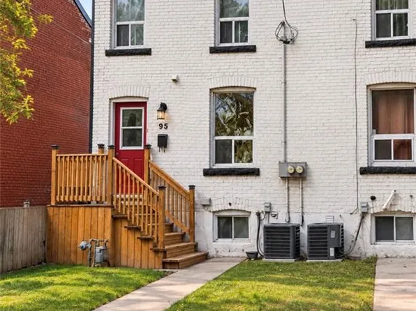 95 Cheever St, Hamilton, ON L8L 5R8