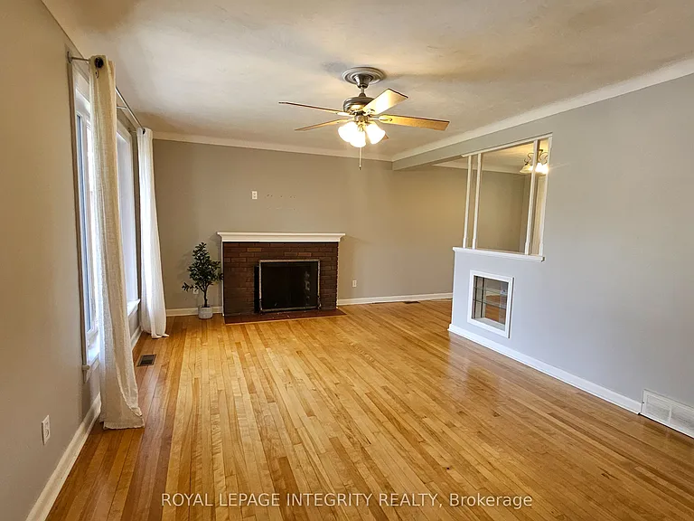 1764 Gage Cres — Photo 27