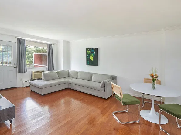 5700 Arlington Ave APT 1D, Bronx, NY 10471