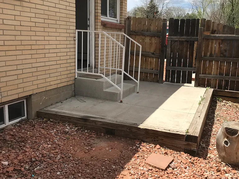 1348 Marshall St — Photo 8